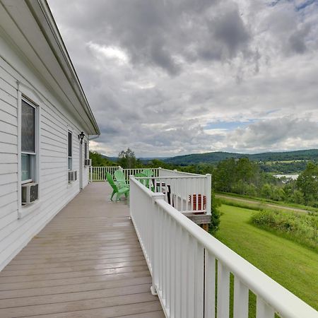 Lawrenceville Apartment With Deck Near Gaming Lands! Exterior photo